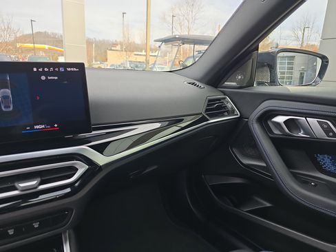 Used 2023 BMW M2 w/ Lighting Package image 19