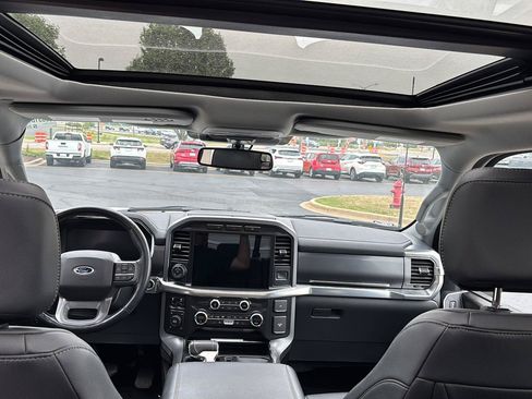 Used 2021 Ford F150 Lariat AWD/4WD image 10
