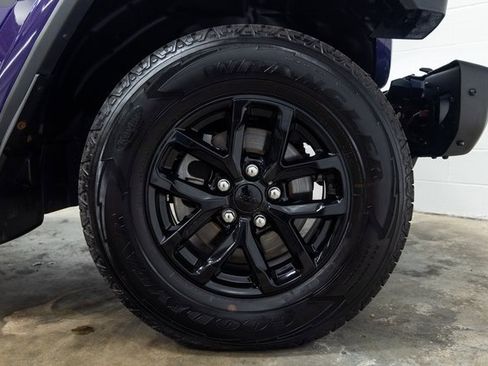 Used 2023 Jeep Wrangler Freedom Edition image 28