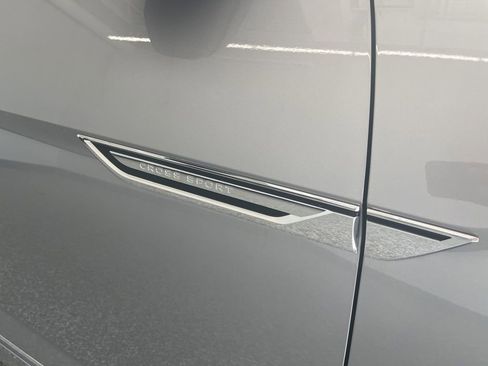 New 2026 Volkswagen Atlas Cross Sport SEL Premium R-Line image 13