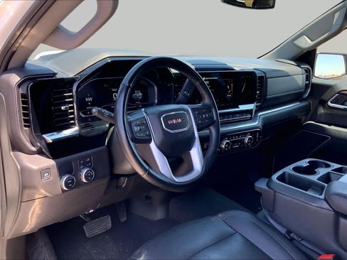 Used 2025 GMC Sierra 1500 SLT RWD image 18