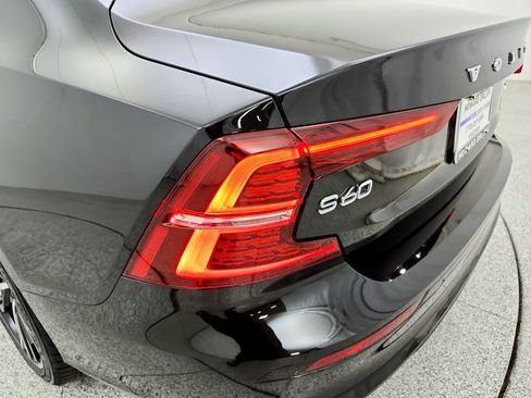 Used 2024 Volvo S60 B5 Core w/ Climate Package FWD image 31