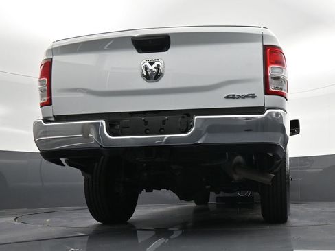 Used 2024 RAM 2500 Tradesman w/ Chrome Appearance Group AWD/4WD image 30