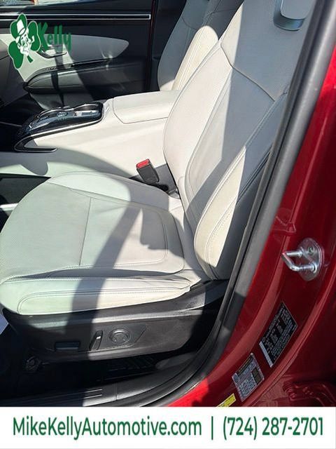 Used 2022 Hyundai Tucson Limited w/ Cargo Package AWD/4WD image 13