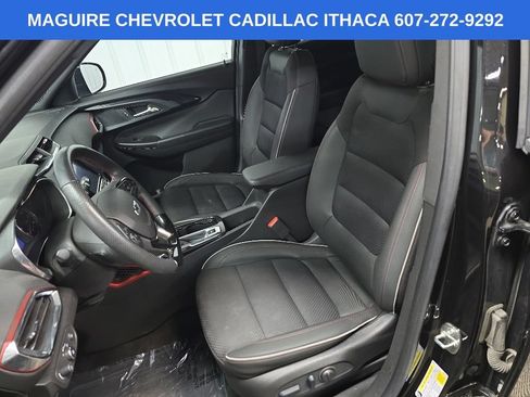 Used 2022 Chevrolet TrailBlazer RS w/ Technology Package AWD/4WD image 30
