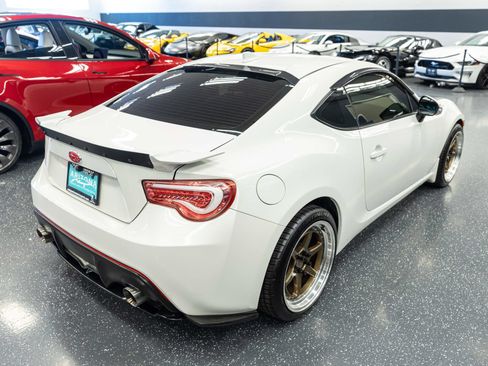 Used 2015 Subaru BRZ Limited w/ Popular Package #2B RWD image 6