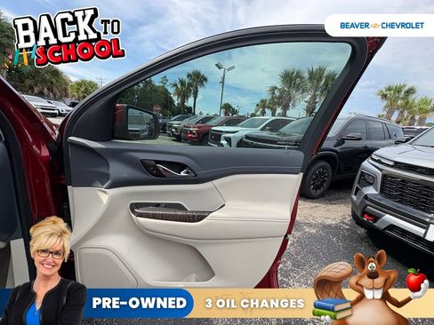 Used 2023 GMC Acadia Denali w/ Denali Technology Package FWD image 33