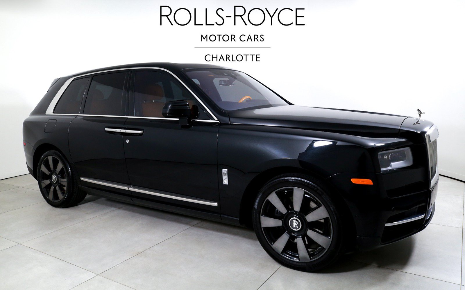 Used 2020 Rolls-Royce Cullinan AWD/4WD image 5