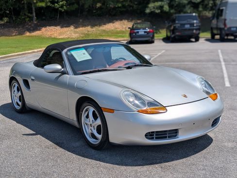 Used 2000 Porsche Boxster RWD image 11