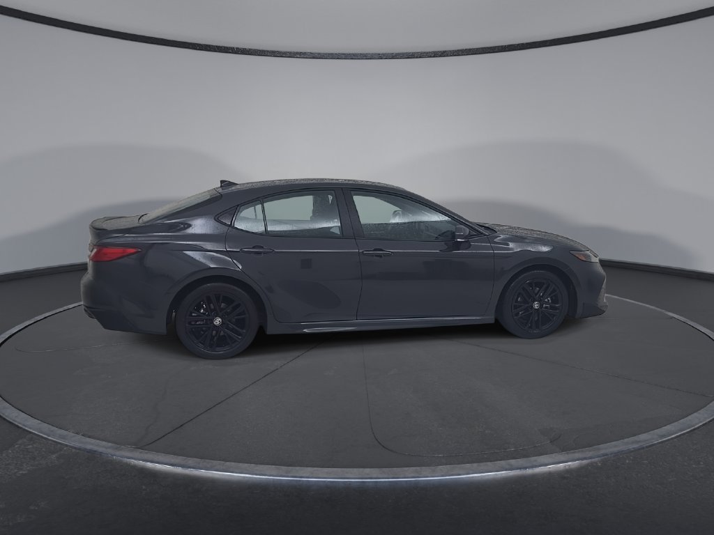 Used 2026 Toyota Camry SE FWD image 17