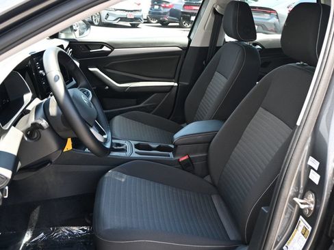 Used 2025 Volkswagen Jetta S FWD image 17
