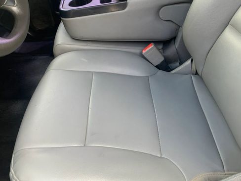 Used 2019 Chevrolet Silverado 2500 W/T w/ Snow Plow Prep Package image 13