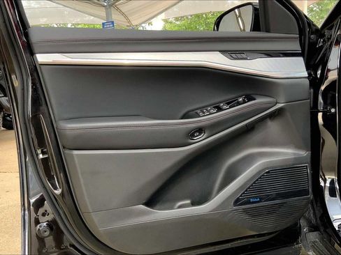 Used 2024 Jeep Wagoneer Launch Edition image 41