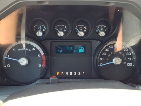 Used 2015 Ford F550 4x4 Regular Cab Super Duty image 14