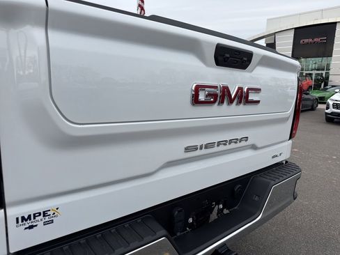 Used 2026 GMC Sierra 1500 SLT AWD/4WD image 31
