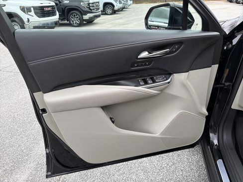 Used 2019 Cadillac XT4 Premium Luxury w/ Cold Weather Package image 12