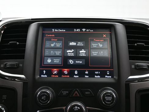 Used 2018 RAM 2500 Laramie w/ Sport Appearance Group image 30