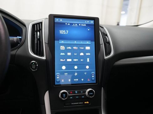 Used 2024 Ford Edge SEL w/ Convenience Package image 6