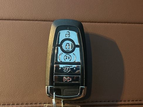 New 2026 Lincoln Nautilus Reserve w/ Jet Appearance Package image 62