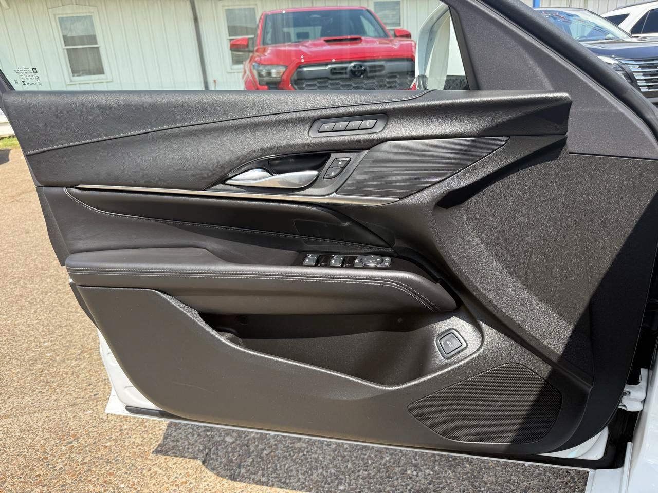 Used 2026 Cadillac CT4 Premium Luxury RWD image 13