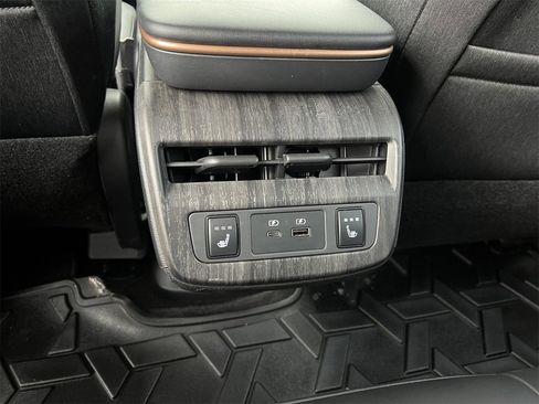 Certified 2023 Nissan Ariya Engage image 24