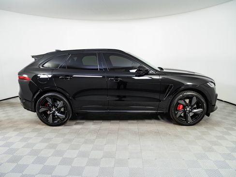 Used 2025 Jaguar F-PACE SVR AWD/4WD image 27