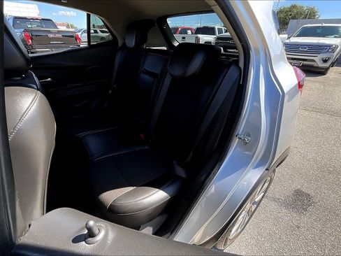 Used 2019 Buick Encore Preferred image 18