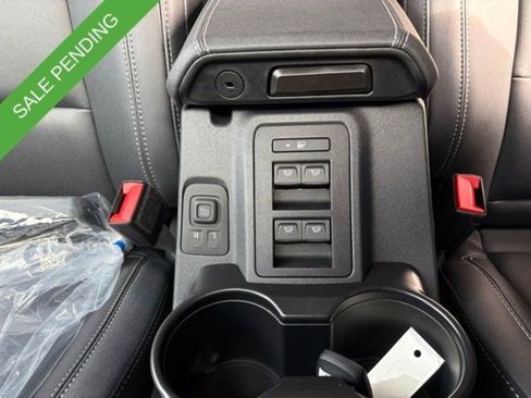 New 2025 Ford Bronco Badlands image 28