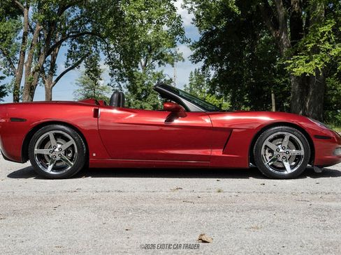 Used 2008 Chevrolet Corvette Convertible w/ Preferred Equipment Group RWD image 9