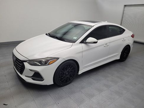 Used 2018 Hyundai Elantra Sport FWD image 2