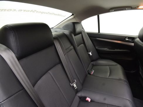 Used 2015 INFINITI Q40 AWD w/ Navigation Package image 22