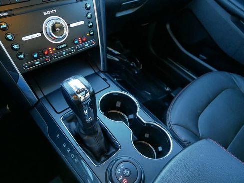 Used 2019 Ford Explorer Sport image 27