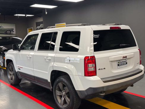 Used 2016 Jeep Patriot 75th Anniversary w/ Power Value Group AWD/4WD image 4