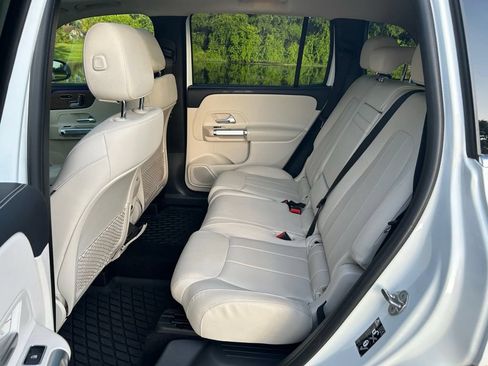 Used 2023 Mercedes-Benz GLB 250 image 14