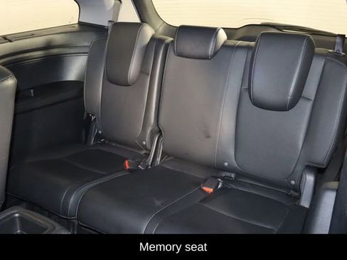 Used 2023 Honda Odyssey Touring image 16