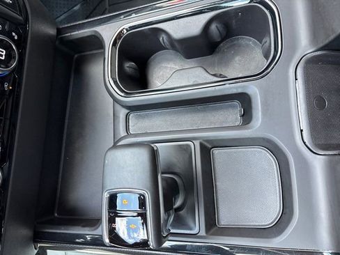 Used 2025 Chevrolet Silverado 1500 ZR2 w/ Technology Package image 32