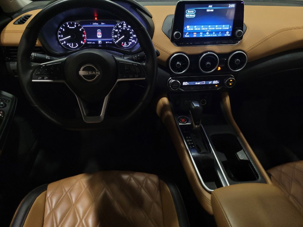 Used 2025 Nissan Sentra SV w/ SV Premium Package FWD image 22