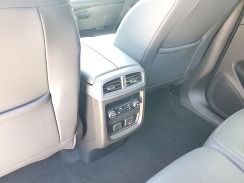 Used 2020 Buick Envision Essence w/ LPO, Interior Luxury Package FWD image 16