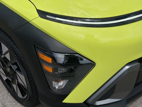 Used 2024 Hyundai Kona SEL FWD image 32