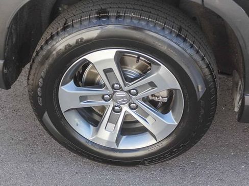 Used 2023 Honda Pilot EX-L image 11