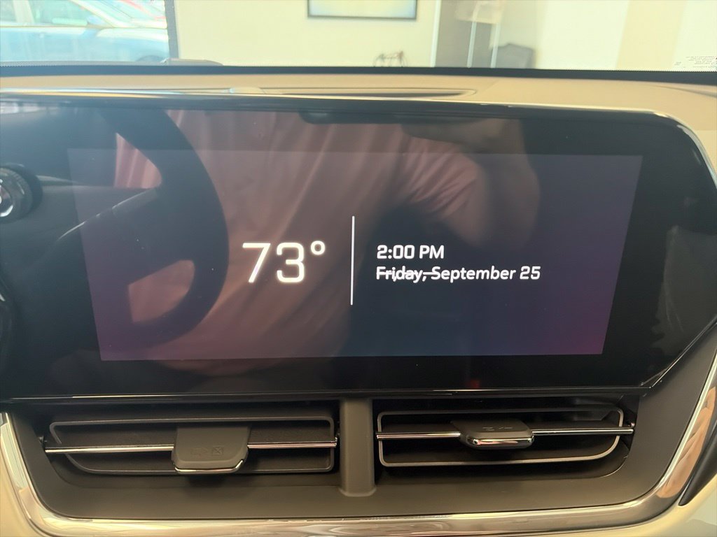 New 2026 Chevrolet Trax LT w/ Midnight Edition FWD image 21