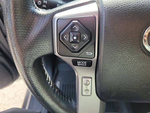 Used 2014 Toyota 4Runner SR5 image 18