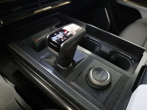 Used 2024 GMC Hummer EV 2X w/ LPO, Illumination Package image 14