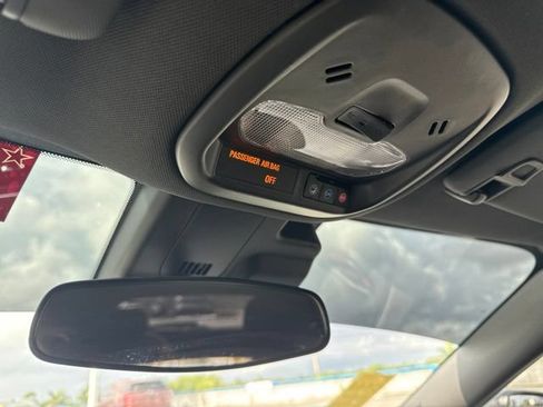 Used 2024 Chevrolet Trax RS FWD image 10