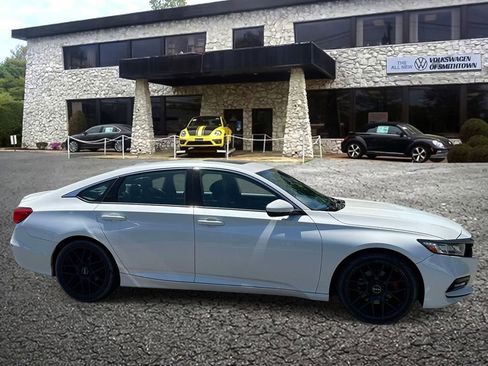 Used 2019 Honda Accord Sport image 4