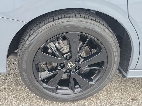Certified 2024 Honda Odyssey Sport image 12