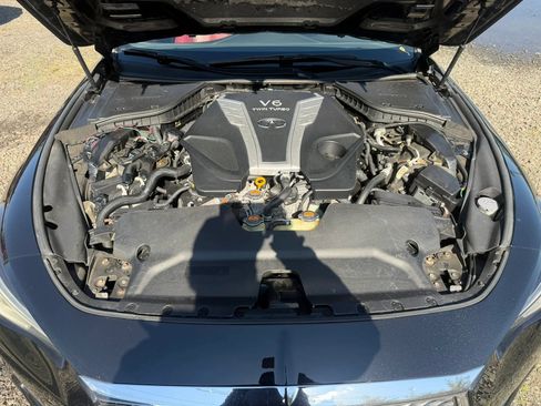 Used 2017 INFINITI Q60 Red Sport 400 AWD/4WD image 30