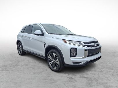 New 2025 Mitsubishi Outlander Sport ES