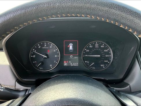 Used 2025 Subaru Outback Wilderness AWD/4WD image 12