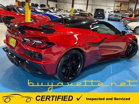 Used 2025 Chevrolet Corvette Z06 w/ Stealth Interior Trim Package RWD image 3